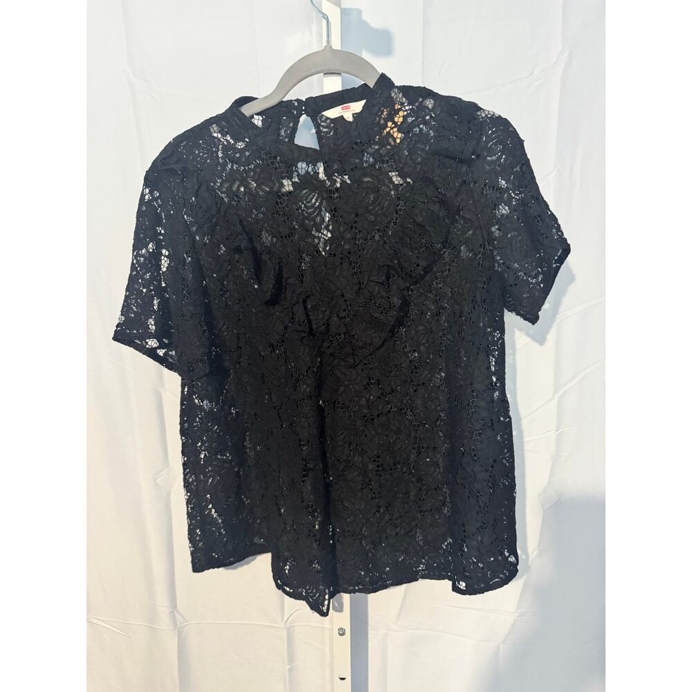 Black Lace Levi's Top Size M